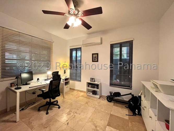 Venta Casa Amoblada 4 Recamaras 421 m2 con Terraza y Piscina Costa Sur - ALYC 24-3865