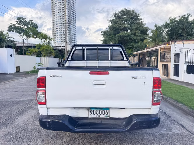 Toyota Hilux 2012 