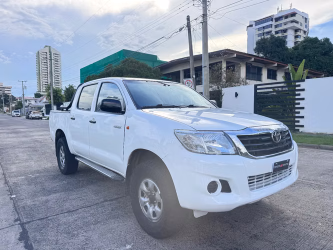 Toyota Hilux 2012 