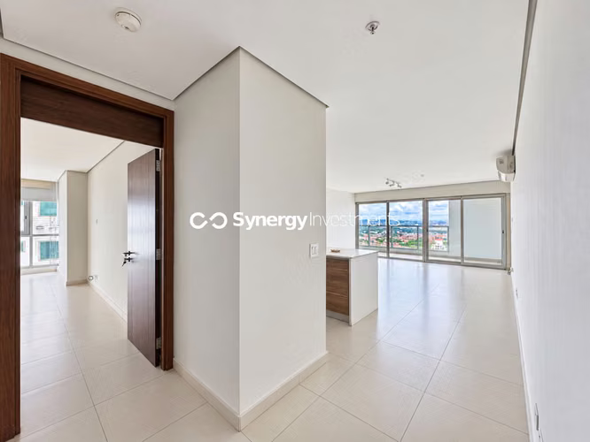 APARTMENT FOR SALE IN THE COSTA DEL ESTE 