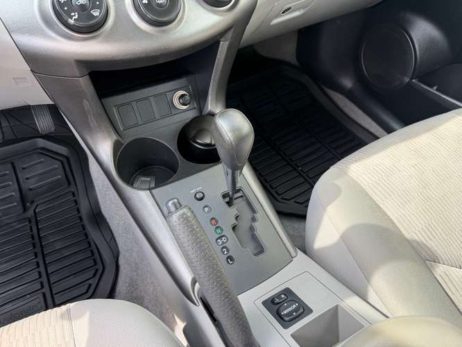 Toyota Rav4 2011 - Imagen 12