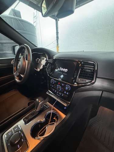 JEEP Grand Cherokee 2021,  mantenimiento en autostar, sin choques, llantas nuevas.