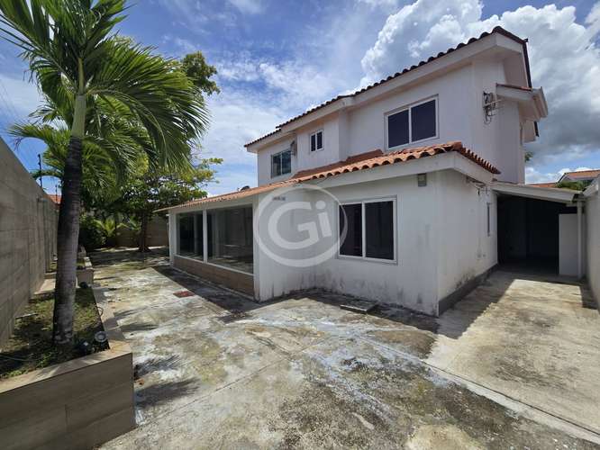 Venta Casa Lyon con Apartamento Anexo Quintas de Versalles - Imagen 4
