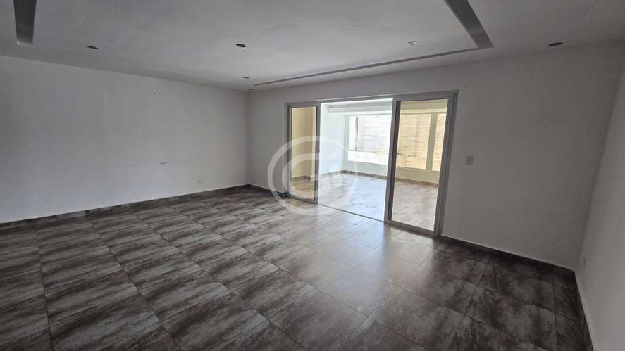 Venta Casa Lyon con Apartamento Anexo Quintas de Versalles - Imagen 2