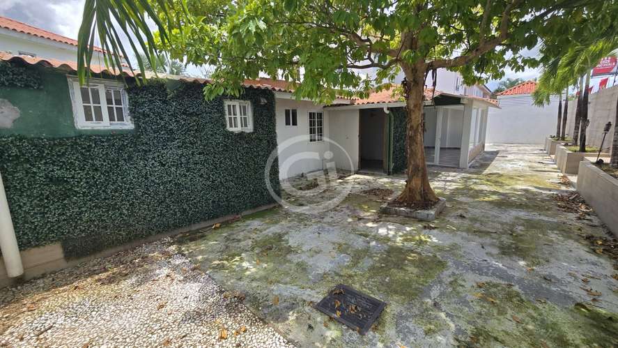 Venta Casa Lyon con Apartamento Anexo Quintas de Versalles - Imagen 3