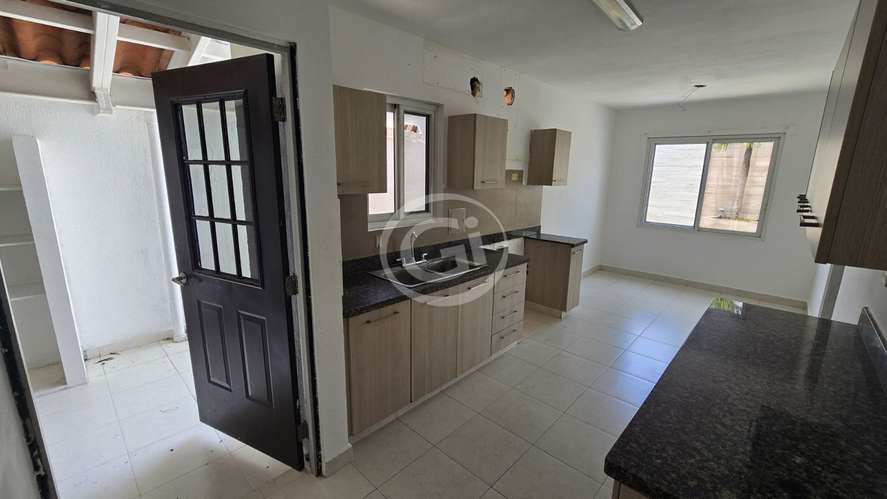 Venta Casa Lyon con Apartamento Anexo Quintas de Versalles - Imagen 6