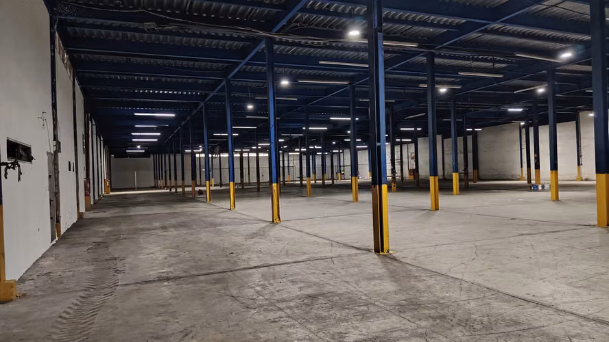 Alquiler de Bodega de 10000 m2 en Milla 8 - Imagen 11