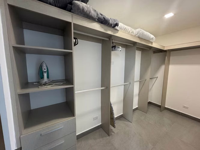 PENTHOUSE AMOBLADO EN EL CANGREJO | 145 M² | 3 HAB + SERVICIO  - Imagen 7