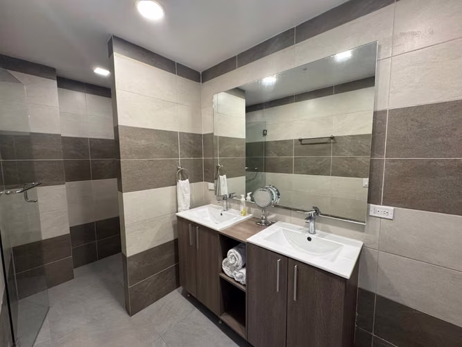 PENTHOUSE AMOBLADO EN EL CANGREJO | 145 M² | 3 HAB + SERVICIO  - Imagen 6
