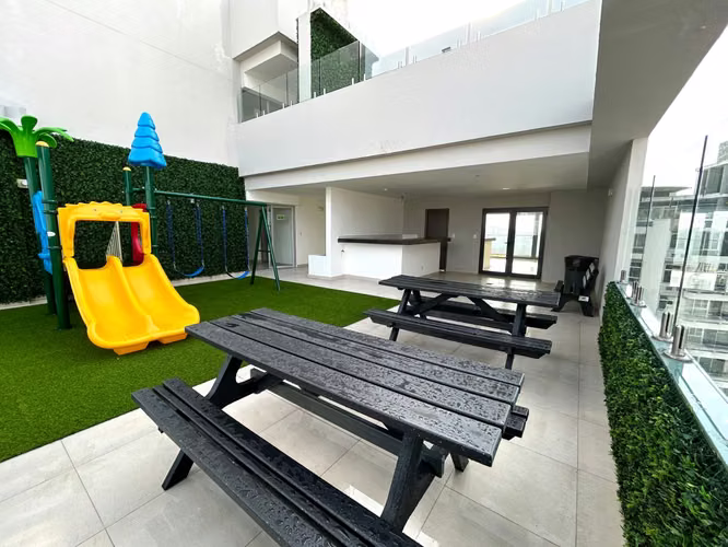 PENTHOUSE AMOBLADO EN EL CANGREJO | 145 M² | 3 HAB + SERVICIO  - Imagen 15