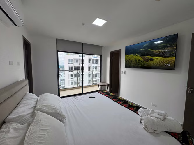 PENTHOUSE AMOBLADO EN EL CANGREJO | 145 M² | 3 HAB + SERVICIO  - Imagen 5