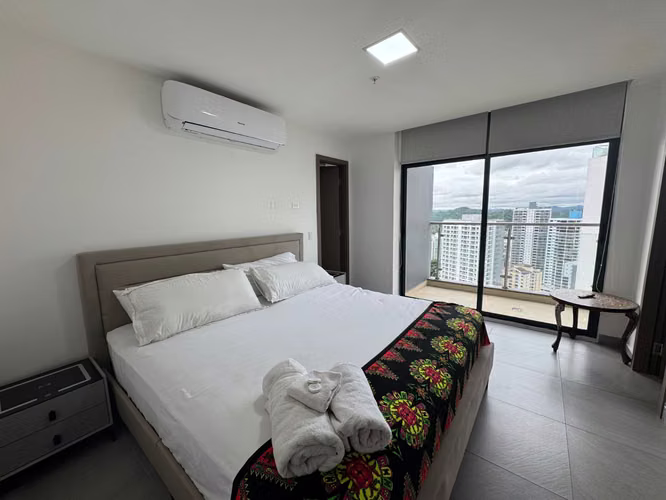 PENTHOUSE AMOBLADO EN EL CANGREJO | 145 M² | 3 HAB + SERVICIO  - Imagen 4