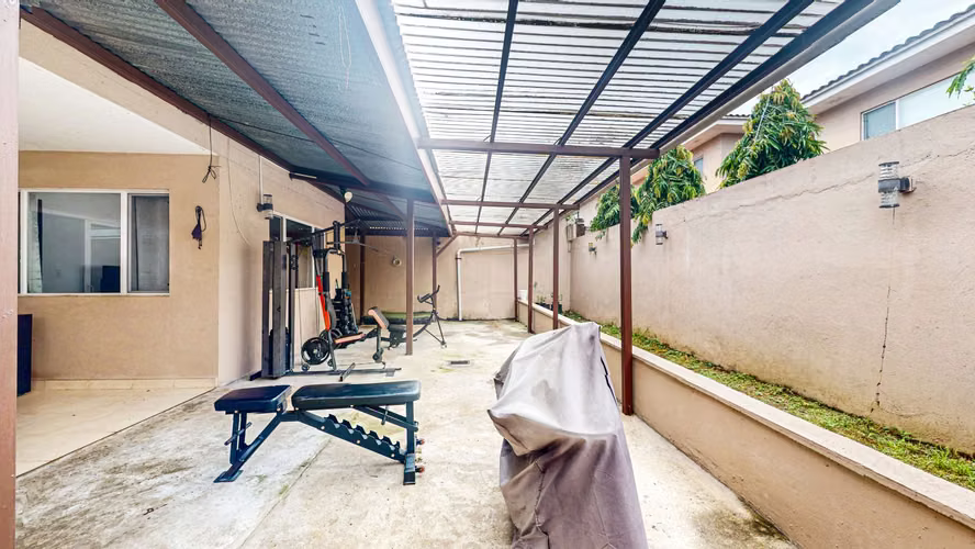 Venta de casa dúplex con doble terraza y garita de seguridad – PH Villa Tiber, Brisas del Golf - Imagen 19