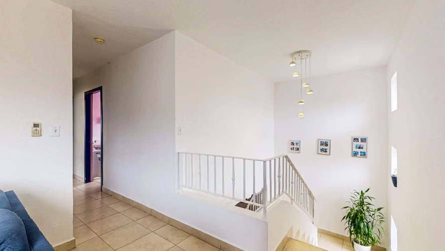 Venta de casa dúplex con doble terraza y garita de seguridad – PH Villa Tiber, Brisas del Golf - Imagen 11
