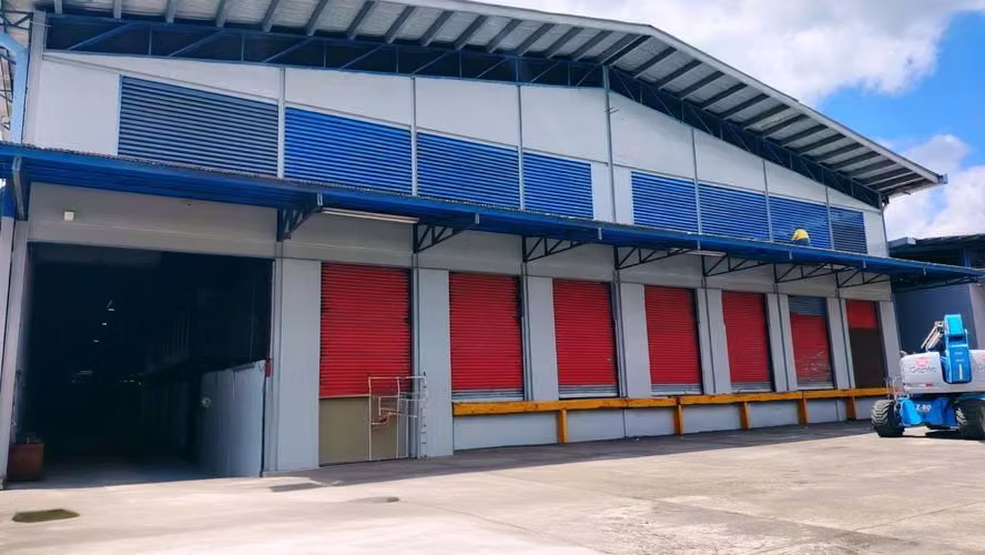 Alquilo Bodega de 10000 m2 Vía Transistmica  - Imagen 14
