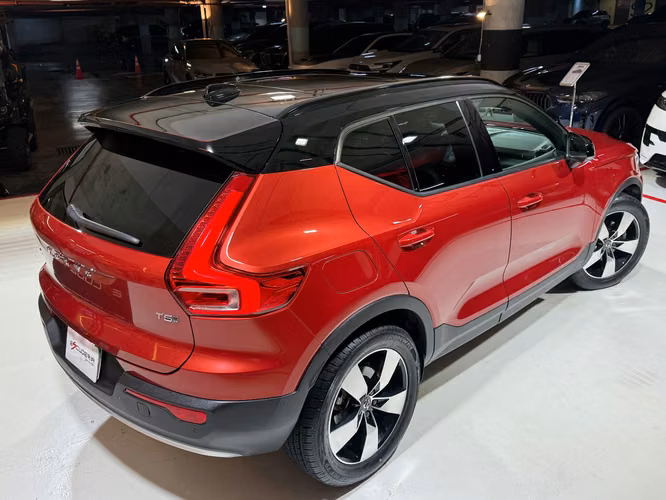 VOLVO XC40 T5 AWD 2018 - Imagen 8