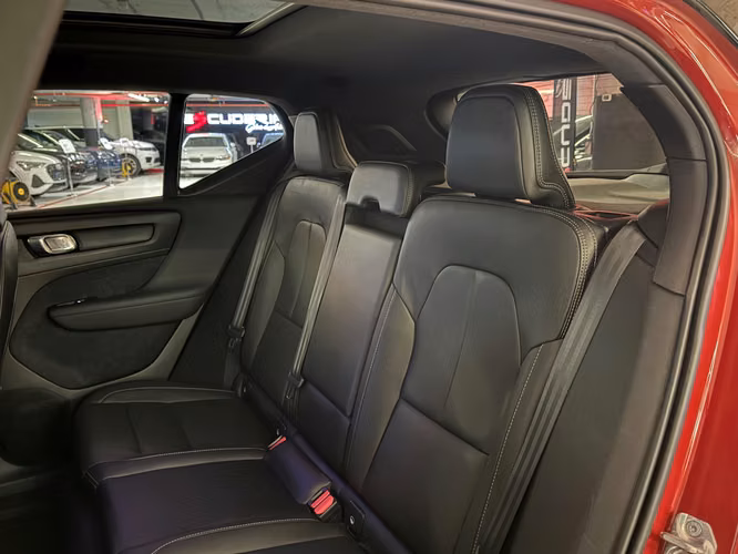 VOLVO XC40 T5 AWD 2018 - Imagen 15