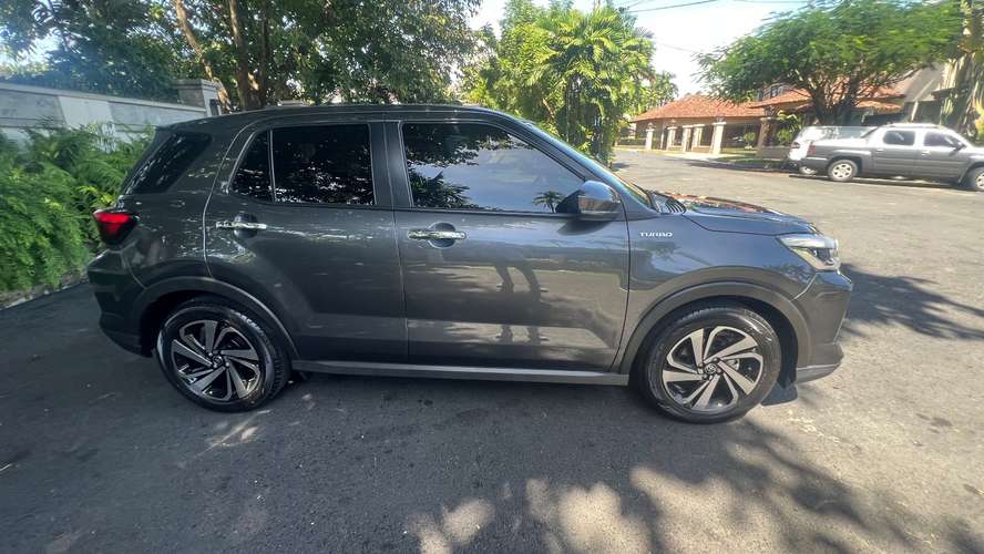 Vendo Toyota raize año 2025 automático  - Imagen 2