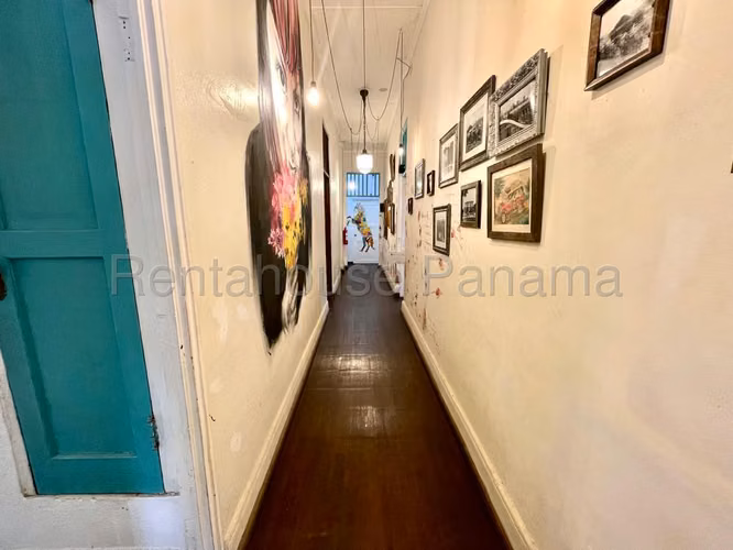 VENTA DE EDIFICIO EN CASA COMERCIAL BELLAVISTA HQ
