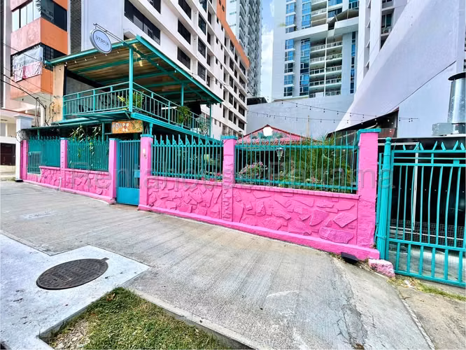 VENTA DE EDIFICIO EN CASA COMERCIAL BELLAVISTA HQ