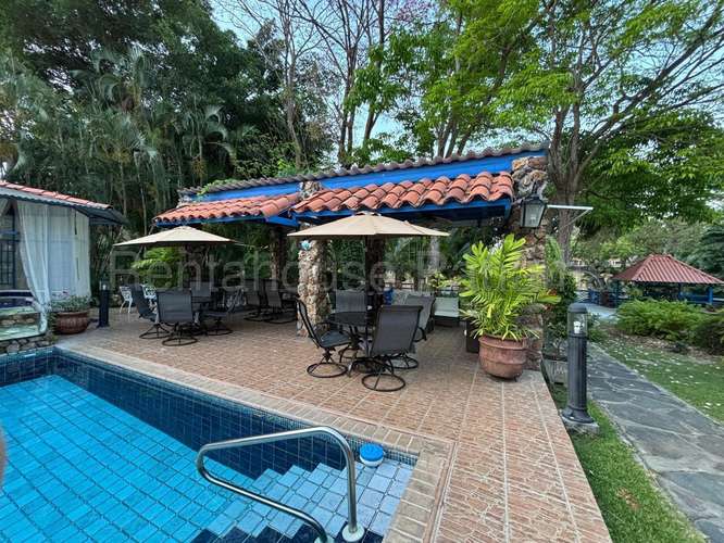Vendo Casa de 1328m2 en Capira Coronado 27-2839SRZ