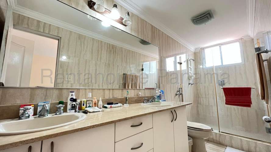 Vendo Casa de 286.97m2 en Brisas Del Golf BRISAS HEIGHTS 26-3087SRZ