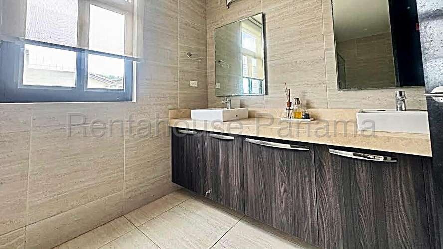 Venta de Casa en Panama Pacifico Nativa Vereda Howard Lote EC