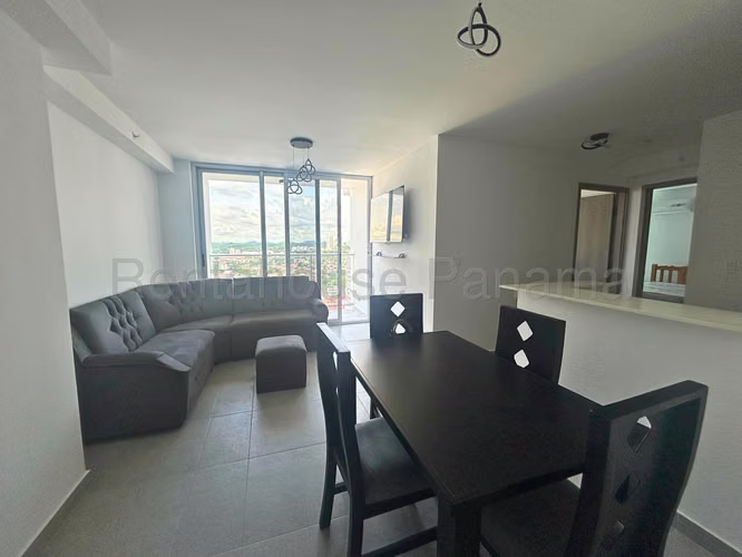 Alquiler de Apartamento en Via España Ph Park Square KF