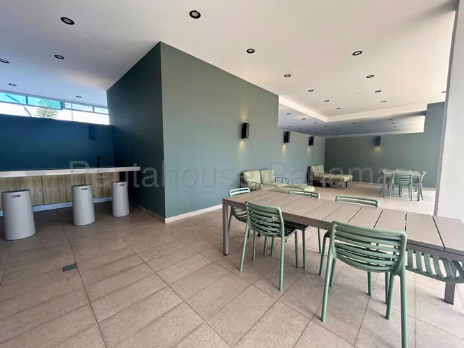 Alquiler de Apartamento en Via España Ph Park Square Solo Cliente Directo MC