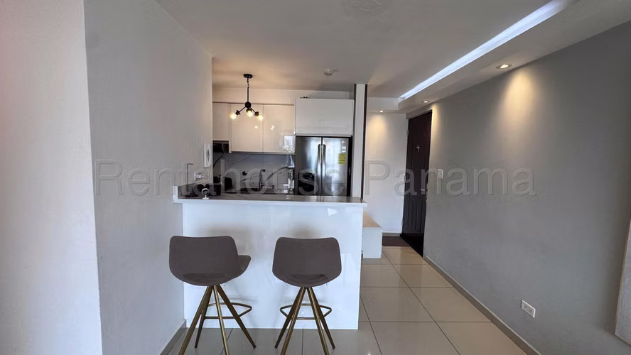 Alquiler de Apartamento en Via España Ph City Tower KC - Imagen 5