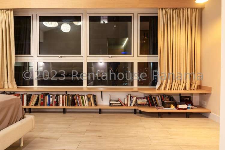 Venta de Apartamento de 2 niveles