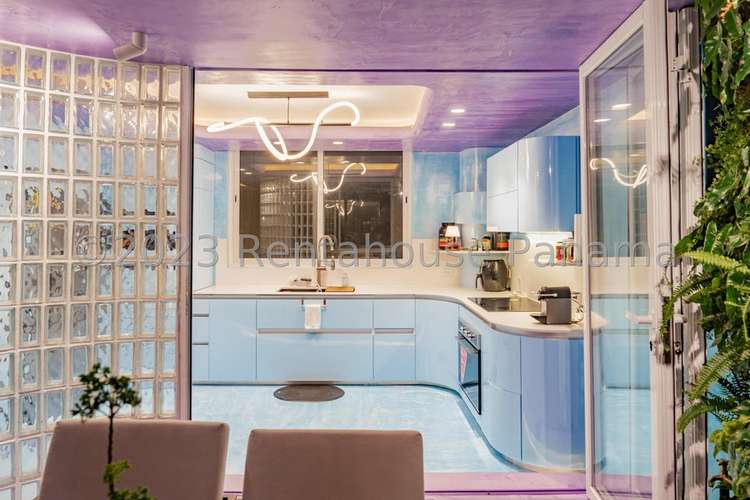 Venta de Apartamento de 2 niveles
