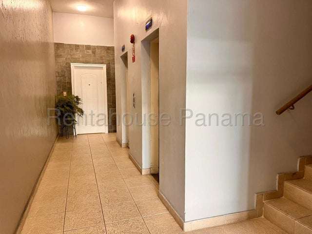 Venta de Apartamento en Obarrio, PH Buganvilla 27LGG517