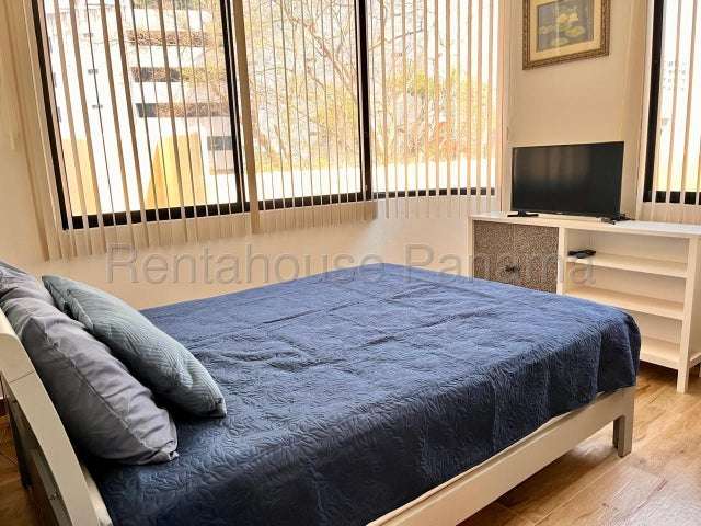 Venta de Apartamento en Obarrio, PH Buganvilla 27LGG517