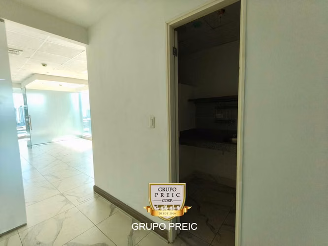 Oficina en alquiler obarrio Ph Atrium $1000 IG