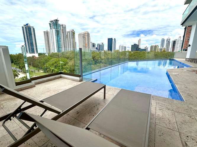 SE ALQUILA PARK LANE $3,750