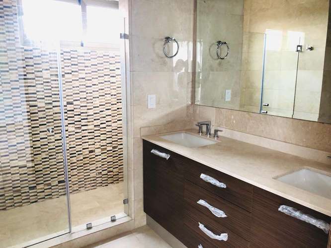 SE ALQUILA PARK LANE $3,750