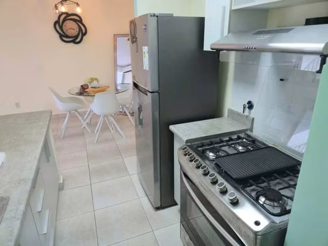 PARQUE LEFEVRE AMOBLADO 2 REC 2 BAÑOS $950 - Imagen 4