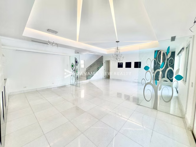 FAIRWAY ESTATES / SANTA MARIA - Imagen 7
