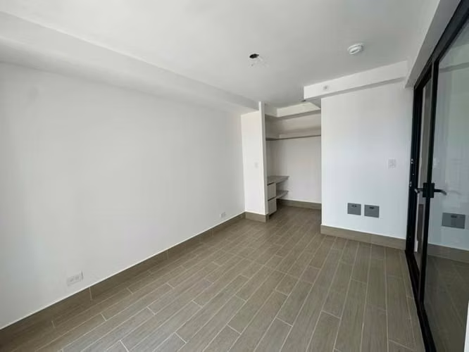 PM AVENIDA BALBOA LINEA BLANCA 1 REC 1 BAÑO $1200 - Imagen 6