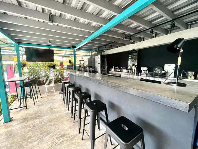 Venta de Casa Comercial en Bellavista AP2