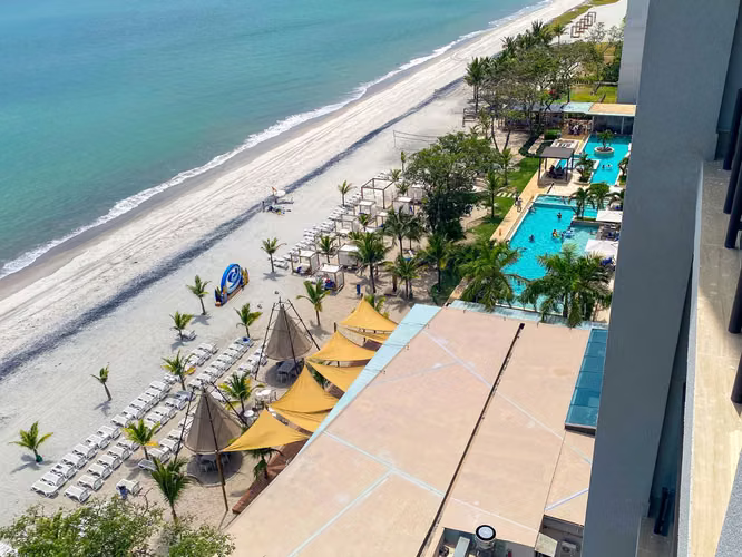 Condominio Frente al Mar en Playa Caracol Panamá - Imagen 2