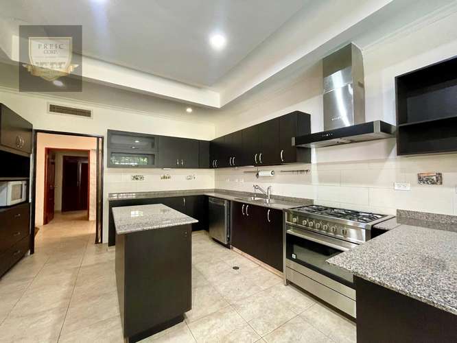 ALQUILER DE CASA AMPLIA CON PISCINA, ALBROOK - Imagen 11
