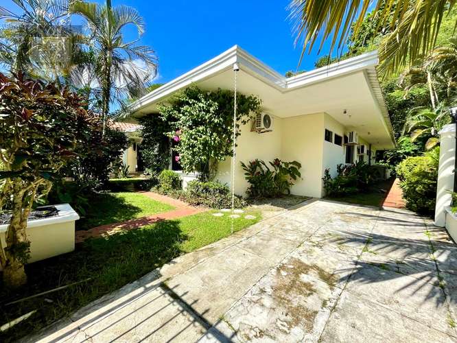 ALQUILER DE CASA AMPLIA CON PISCINA, ALBROOK - Imagen 5