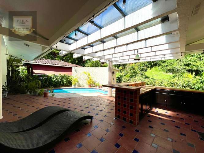 ALQUILER DE CASA AMPLIA CON PISCINA, ALBROOK - Imagen 4