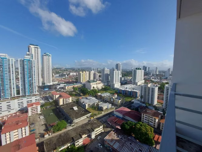 ESTRENE, 3 RECÁMARAS A PASOS DEL PARQUE OMAR,  ALQUILER LÍNEA BLANCA $1,400.00USD