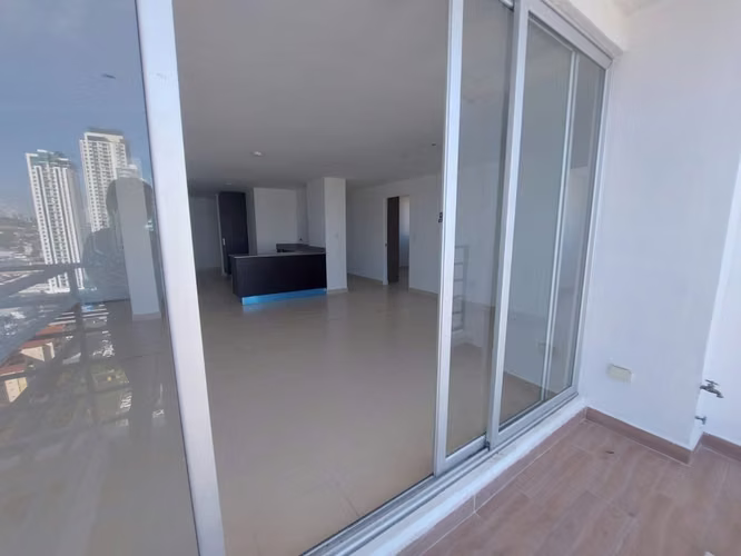 ESTRENE, 3 RECÁMARAS A PASOS DEL PARQUE OMAR,  ALQUILER LÍNEA BLANCA $1,400.00USD