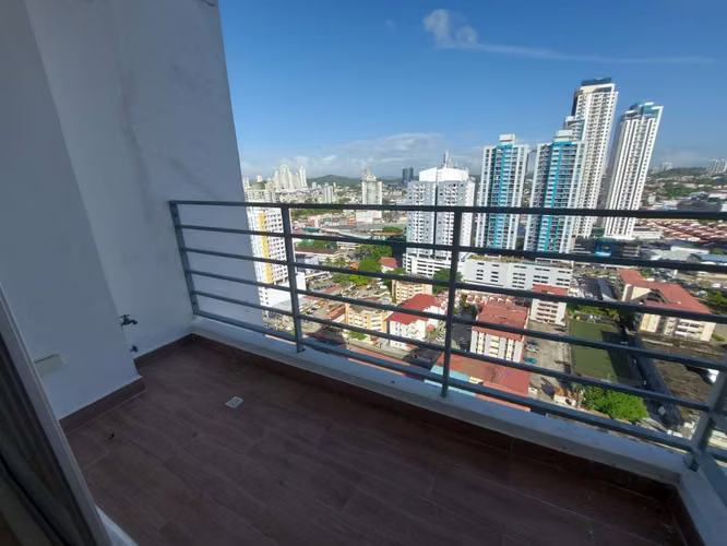 ESTRENE, 3 RECÁMARAS A PASOS DEL PARQUE OMAR,  ALQUILER LÍNEA BLANCA $1,400.00USD