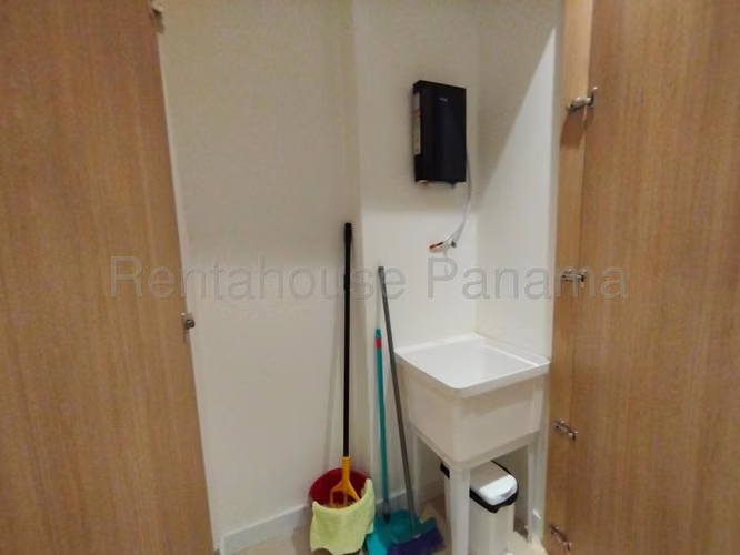 J2806GRR Venta de Apartamento en El Cangrejo 
