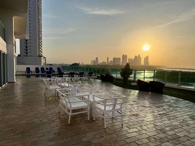 Hermoso apartamento en Coco del Mar en venta - Imagen 17